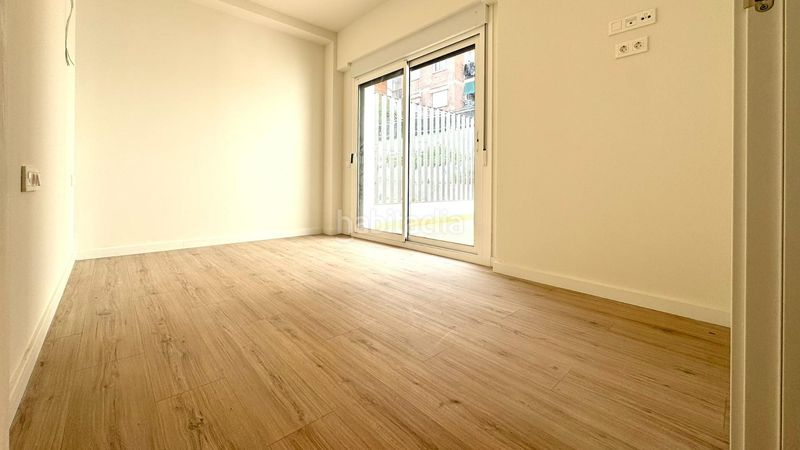 Foto d1038e5a-ca09-4228-81fd-b53c0313a02f. Pis a carrer de bernat bransi 48 a Carmel Barcelona