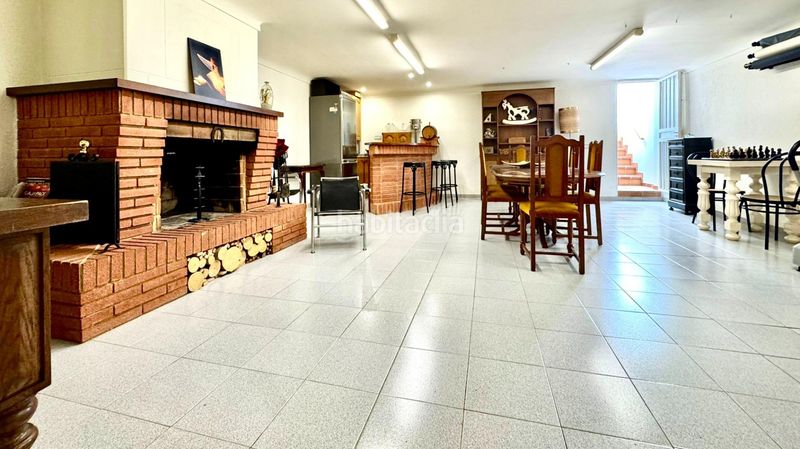 Foto 66c3b273-d64c-4892-8bb2-b543dffb7d9e. Casa adossada amb calefacció aparcament piscina a Barcelona