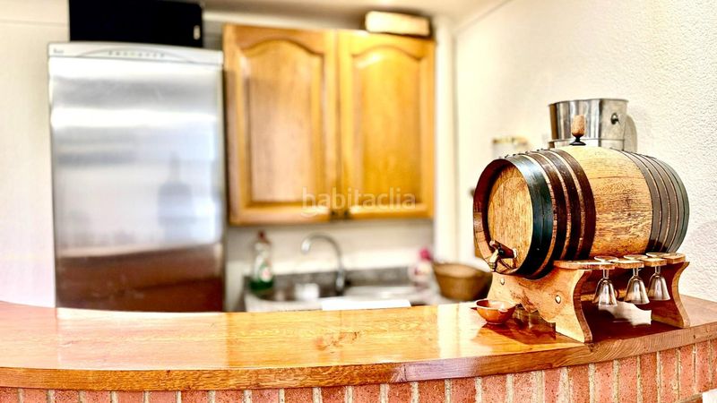 Foto ba063b15-9783-470a-8ce3-f5158d595d17. Casa adossada amb calefacció aparcament piscina a Barcelona