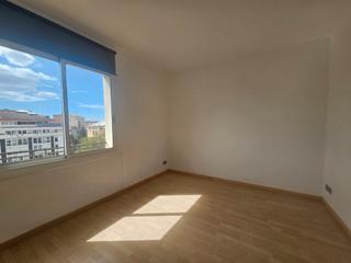 Pis  Carrer de bacardí. Piso en sants - badal