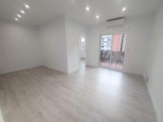 Lloguer Pis  Carrer de santaló. Piso en perfecto estado en galvany. ideal parejas