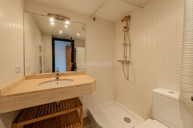 Foto 6fbf46e9-b7f7-42f8-ad93-03d6a7d78c27. Dúplex amb calefacció a Eixample Sud-Migdia Girona
