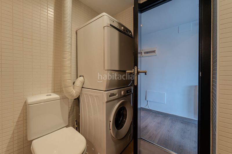 Foto cbd950bf-0bed-4630-9910-0027683f84ab. Dúplex amb calefacció a Eixample Sud-Migdia Girona