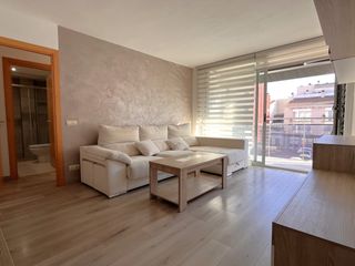 Location Appartement  Carrer narcís blanch. Piso en alquiler en zona eixample sud de girona – luminoso, amue
