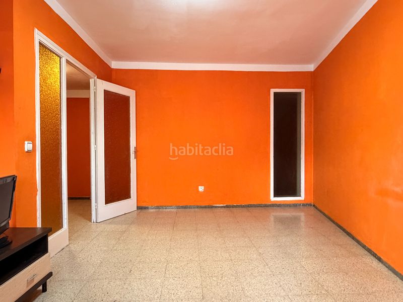 Foto f4c80050-add0-4f81-aea8-cdc1f35625ac. Pis a Centre Salt