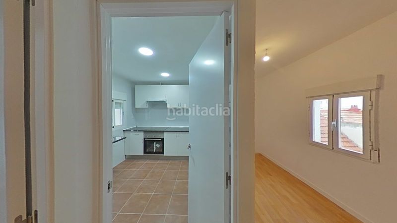 Foto 1190e257-a1d8-44dc-b466-738d2734d07f. Pis a calle san moisés 28 a San Diego Madrid