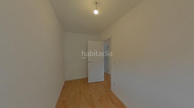 Foto 16466291-1820-49f0-9b64-8039fa309b34. Pis a calle san moisés 28 a San Diego Madrid