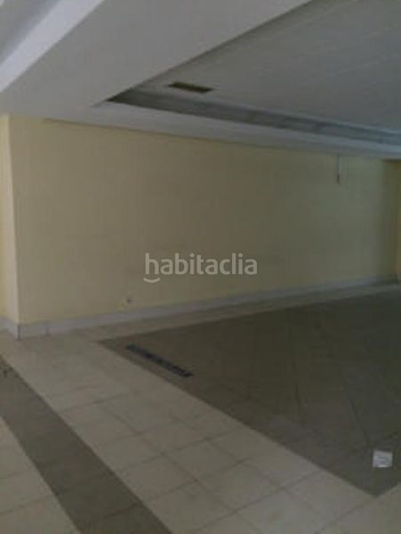 Foto c2342d41-7f02-4572-b507-e9ae24b59db4. Local comercial a calle real 21 a Íscar