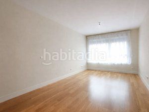 Foto 8ff214fe-1b60-43b8-b4a3-fba85abb094e. Piso  en venta en calle del hierro en Delicias Madrid