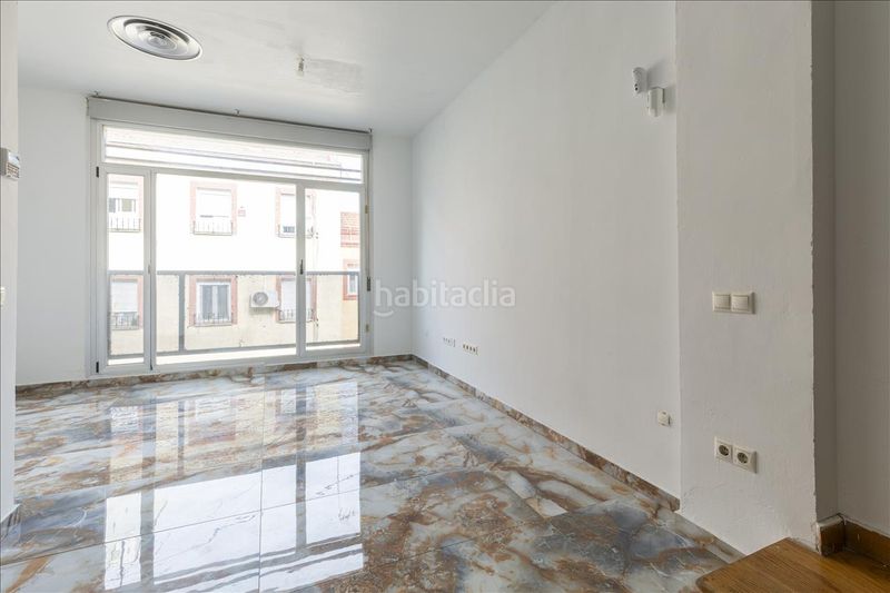 Foto 20b6ea4e-e8cd-412d-bd86-f641bd6abe7f. Dúplex a calle de peña de la atalaya 65 a San Diego Madrid