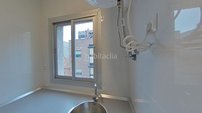 Foto 27cfb582-688a-40c9-986d-d665e4414927. Piso en calle cadete julio llompart 16 en San Isidro Madrid