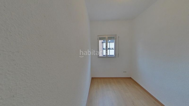 Foto 9089b480-4da2-4f94-883c-69a9c0a7aca8. Piso en calle cadete julio llompart 16 en San Isidro Madrid