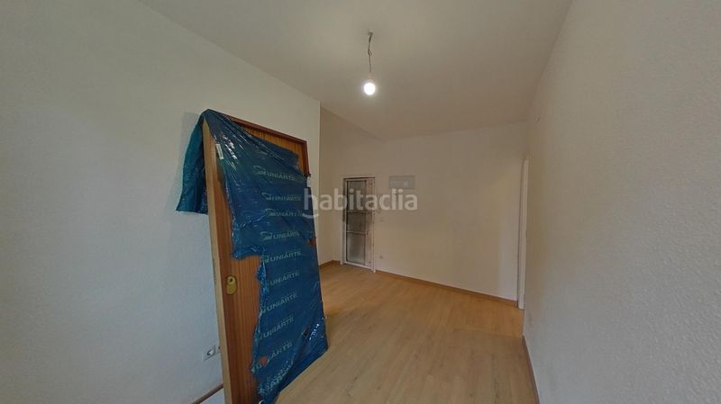 Foto a0b5244e-0961-40f7-b22a-6a765b1866bb. Piso en calle cadete julio llompart 16 en San Isidro Madrid