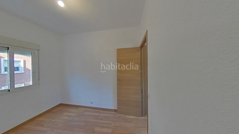Foto 1d422a6f-d25f-4d7c-aa34-00c7d4a1ef45. Pis a calle alondra 2 a Vista Alegre Madrid
