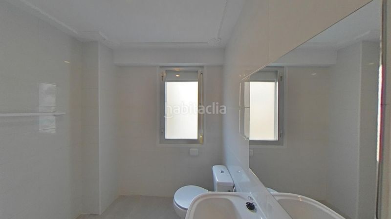 Foto 66a797ab-1c31-469b-b5c9-1f427156f1d5. Pis a calle alondra 2 a Vista Alegre Madrid