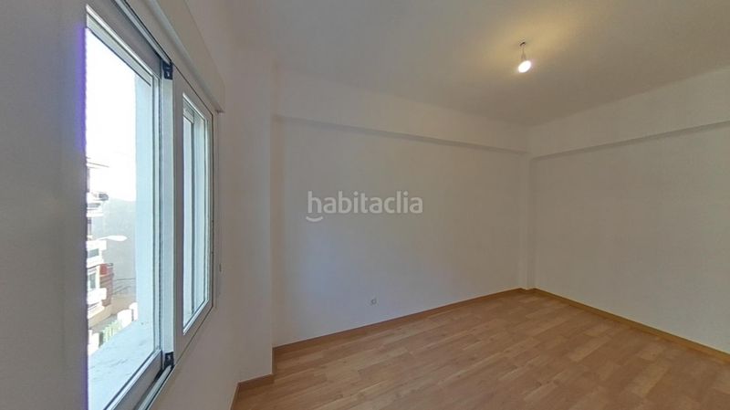 Foto 6cc3596f-5b45-4495-915e-9796385dca78. Pis a calle alondra 2 a Vista Alegre Madrid