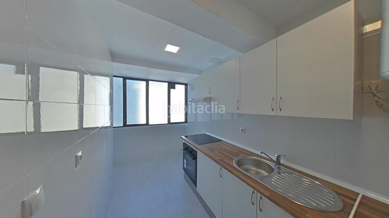 Foto 94981df1-6d5f-41d8-88a4-6d07a7416fb0. Pis a calle alondra 2 a Vista Alegre Madrid