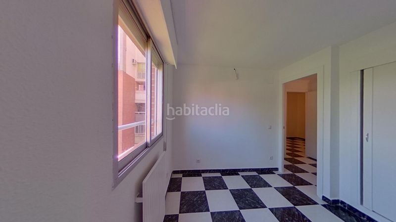 Foto 1d13bf9e-af27-4a69-b1dd-76df0f35fa17. Pis a calle de san claudio 71 a Palomeras Sureste Madrid