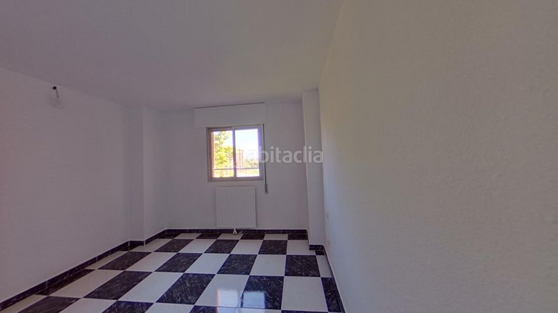 Foto 3036d505-f5ec-4db1-8217-ca5943ef7064. Pis a calle de san claudio 71 a Palomeras Sureste Madrid