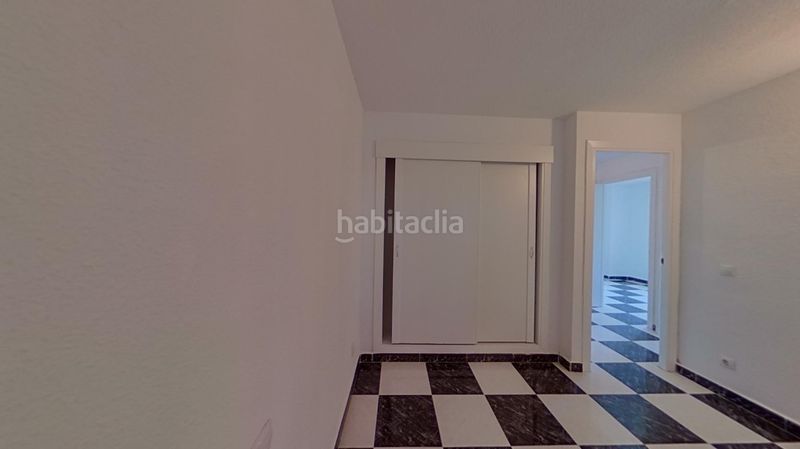 Foto 3d56a41e-fe93-4420-84fd-e2d7a73abb56. Pis a calle de san claudio 71 a Palomeras Sureste Madrid