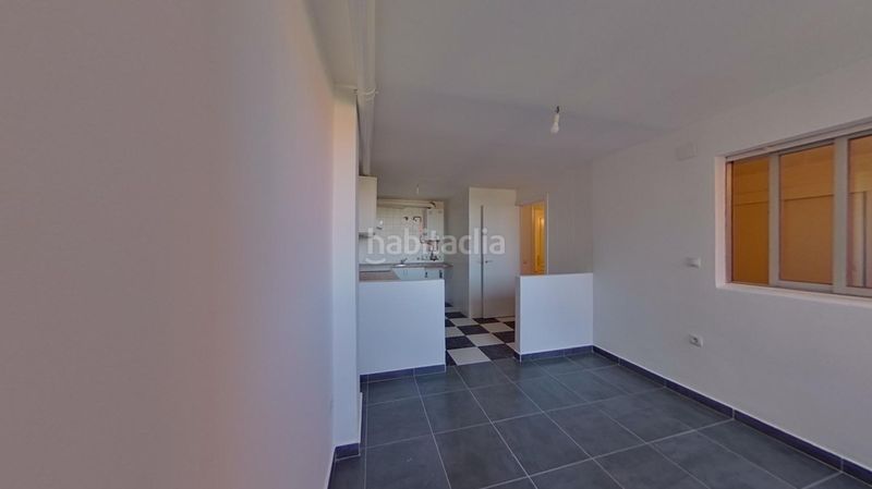Foto 4b216ffb-d2aa-4ce4-ad9e-b6e2675fd8c8. Pis a calle de san claudio 71 a Palomeras Sureste Madrid