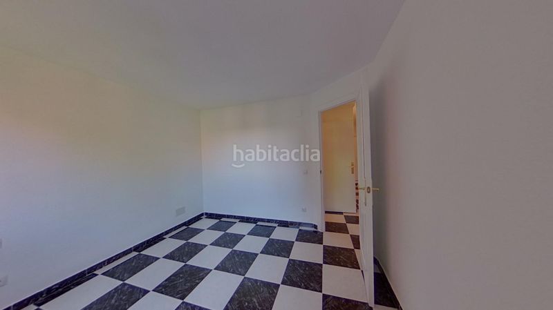Foto 618740dd-d502-4f8f-8afe-b88231fb57b6. Pis a calle de san claudio 71 a Palomeras Sureste Madrid