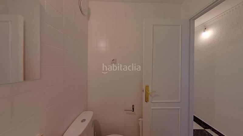 Foto a1839523-c0dd-40b0-8f18-3940223791a4. Pis a calle de san claudio 71 a Palomeras Sureste Madrid