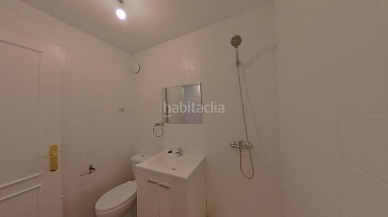 Foto a54ee877-0f75-4d84-b237-482c35d0a9fb. Pis a calle de san claudio 71 a Palomeras Sureste Madrid