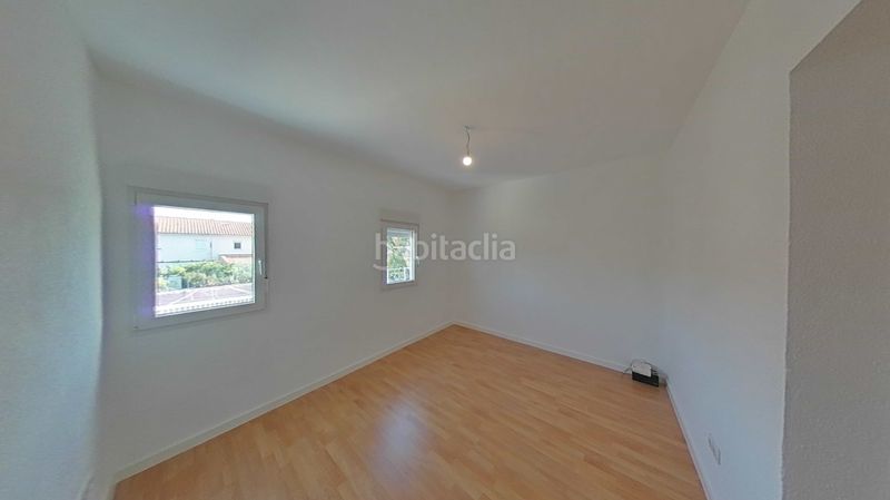 Foto 8124f9f8-9f0a-4a75-95f9-ee7586ba39a7. Pis a calle del tercio 32 a San Isidro Madrid