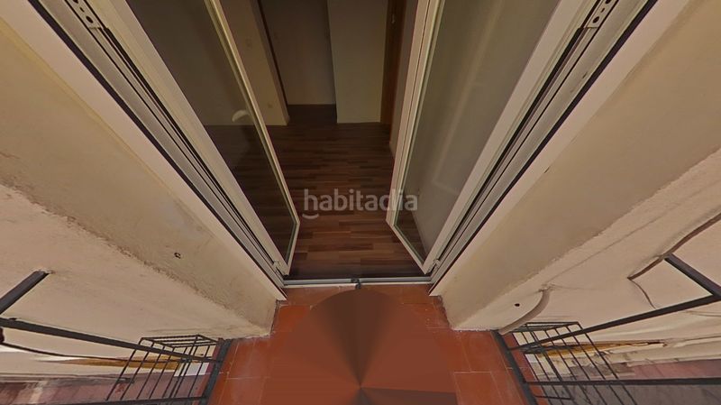 Foto 11bac83d-15f4-47ef-9a3d-54a3ce2b9d95. Pis a calle guacamayo 13 a Vista Alegre Madrid