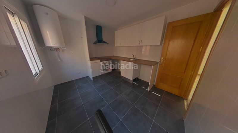 Foto 79a04d9b-53d1-4c83-b215-0ed7ad57bade. Pis a calle guacamayo 13 a Vista Alegre Madrid