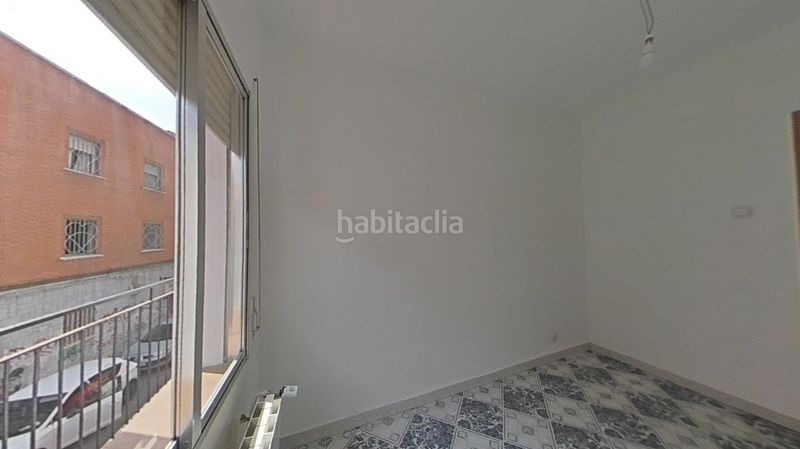 Foto 1d65aa5a-8e9f-4b6a-b7b8-a5cf42f67658. Pis a calle de eulalia gil 8 a Vista Alegre Madrid