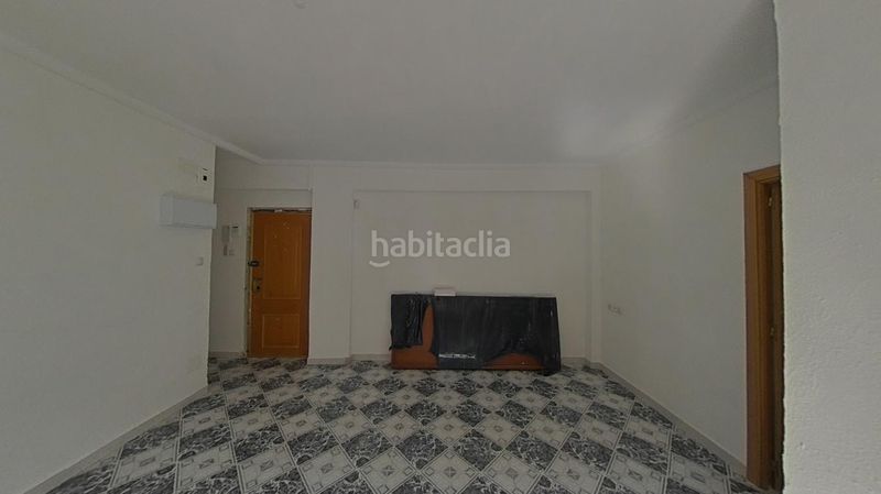 Foto 4e417837-a328-4b46-a440-08dd29152e7d. Pis a calle de eulalia gil 8 a Vista Alegre Madrid