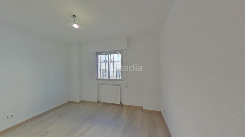 Foto 72680e4d-0af5-4615-979c-58f35594e761. Pis a calle pedro jiménez 19 a Villaverde Alto Madrid