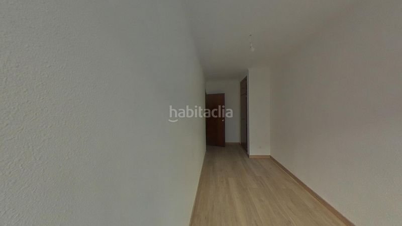 Foto 8942f367-9532-4661-a4c2-172bb3b624ec. Pis a calle pedro jiménez 19 a Villaverde Alto Madrid