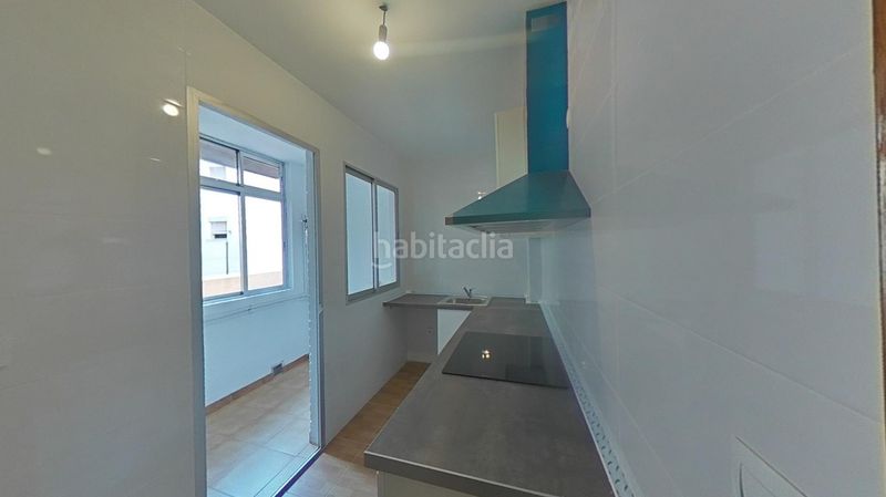 Foto acad7ed9-4165-4361-ad00-dce955c193ea. Pis a calle pedro jiménez 19 a Villaverde Alto Madrid