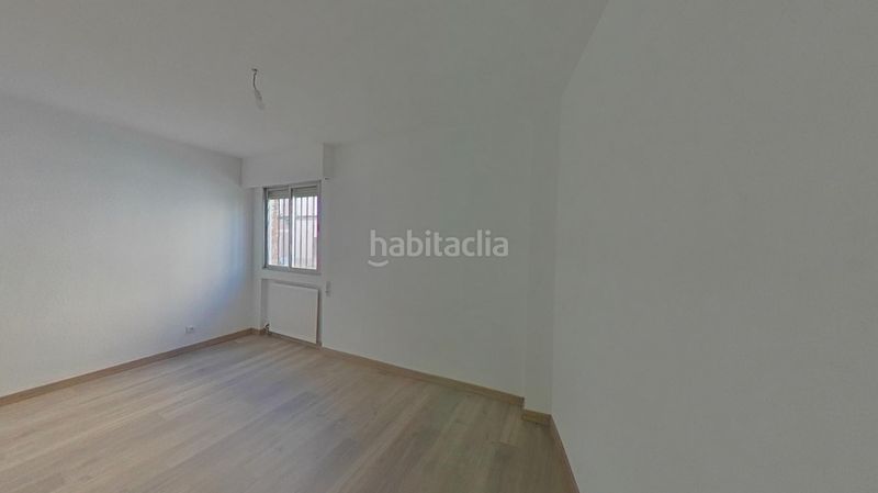 Foto f363e9e5-41d0-474e-81da-b83b06416d77. Pis a calle pedro jiménez 19 a Villaverde Alto Madrid
