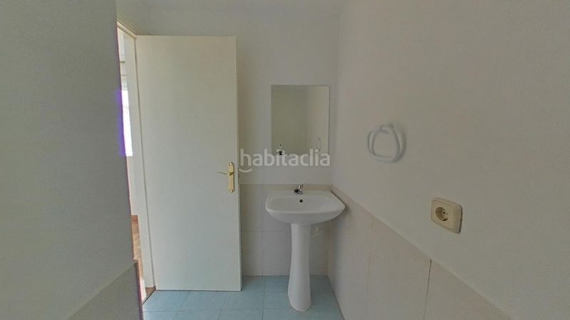 Foto 17985d33-8d85-4185-8d6d-72a075e1e7c6. Pis a calle de urgel 17 a San Isidro Madrid