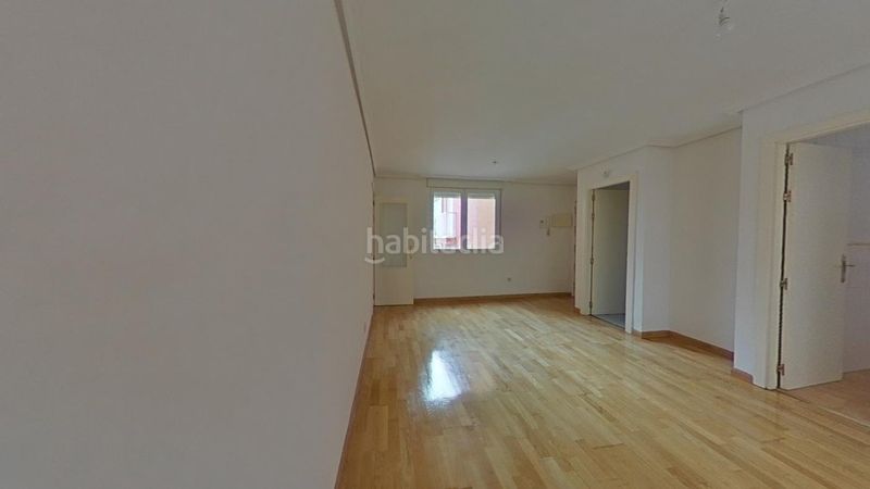 Foto 2c822599-ea78-460e-81ab-18b63e232942. Pis a calle de urgel 17 a San Isidro Madrid