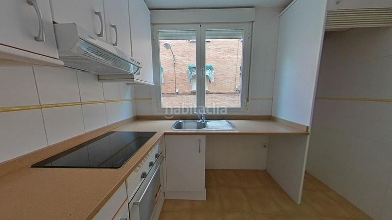 Foto fb6e5085-629c-4304-8474-141d7f9bc872. Pis a calle de urgel 17 a San Isidro Madrid