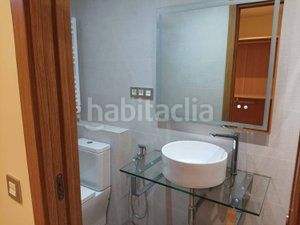 Foto 6515528f-3702-41f6-a0b3-2b6d4e430969. Lloguer pis a calle de segovia 10 a Palacio Madrid