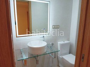 Foto a09c5cd3-861e-4a54-98d3-2d254197445f. Lloguer pis a calle de segovia 10 a Palacio Madrid