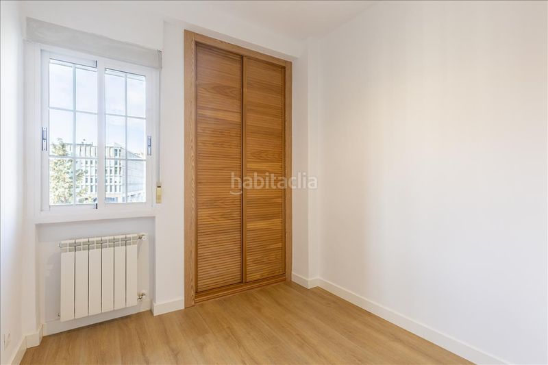 Foto abebe47f-2041-4870-bd04-7b7560513938. Pis a calle de oña 9 a Virgen del Cortijo-Manoteras Madrid