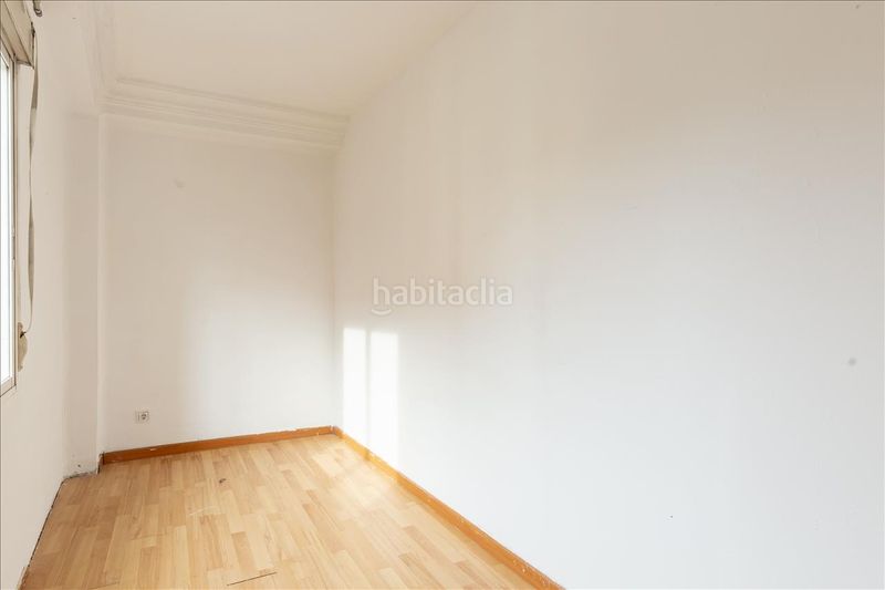 Foto f8f363bd-2d06-4732-ac7e-606134d104a1. Piso en calle del radio 15 en Opañel Madrid