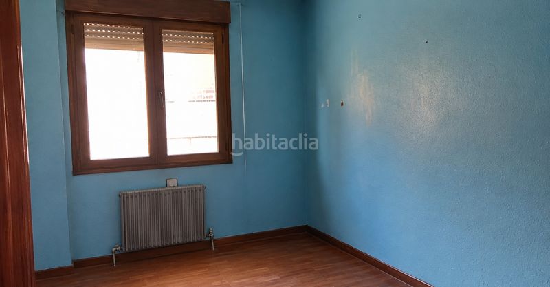 Foto 8c3e2dab-ab8d-42d1-8017-2d76d8e97160. Pis a Bañeza (La)