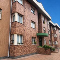 Flat in Avenida de eduardo castro 157
