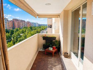 Pis  Calle de valcarlos 35. Piso en venta en calle de valcarlos