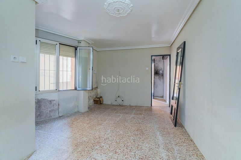 Foto 44a6443d-d4ef-4432-960f-9cc05da77716. Piso en calle sorgo 31 en Valdeacederas Madrid