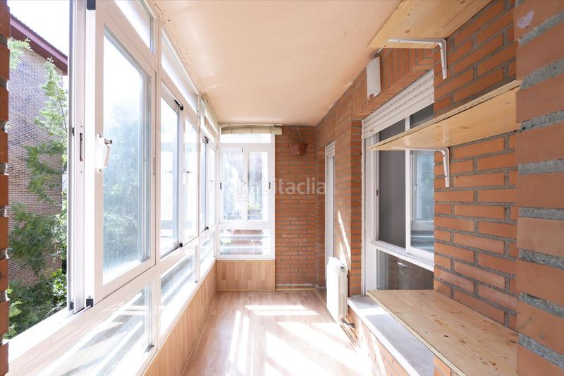 Foto 0148ffe4-cb79-4a1d-8953-439adb82ea4a. Pis a calle de los melonares 6 a Casa Amarilla Galapagar