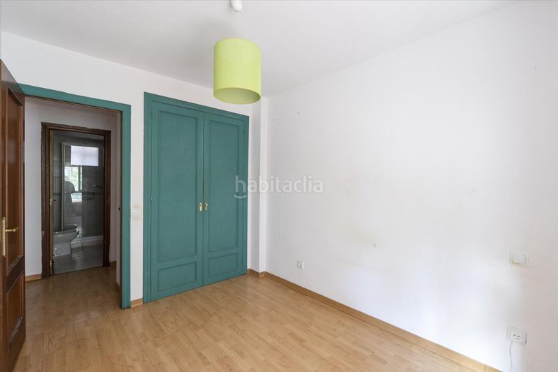 Foto a46c9483-a50a-4db0-b799-117941aa8ea0. Pis a calle de los melonares 6 a Casa Amarilla Galapagar